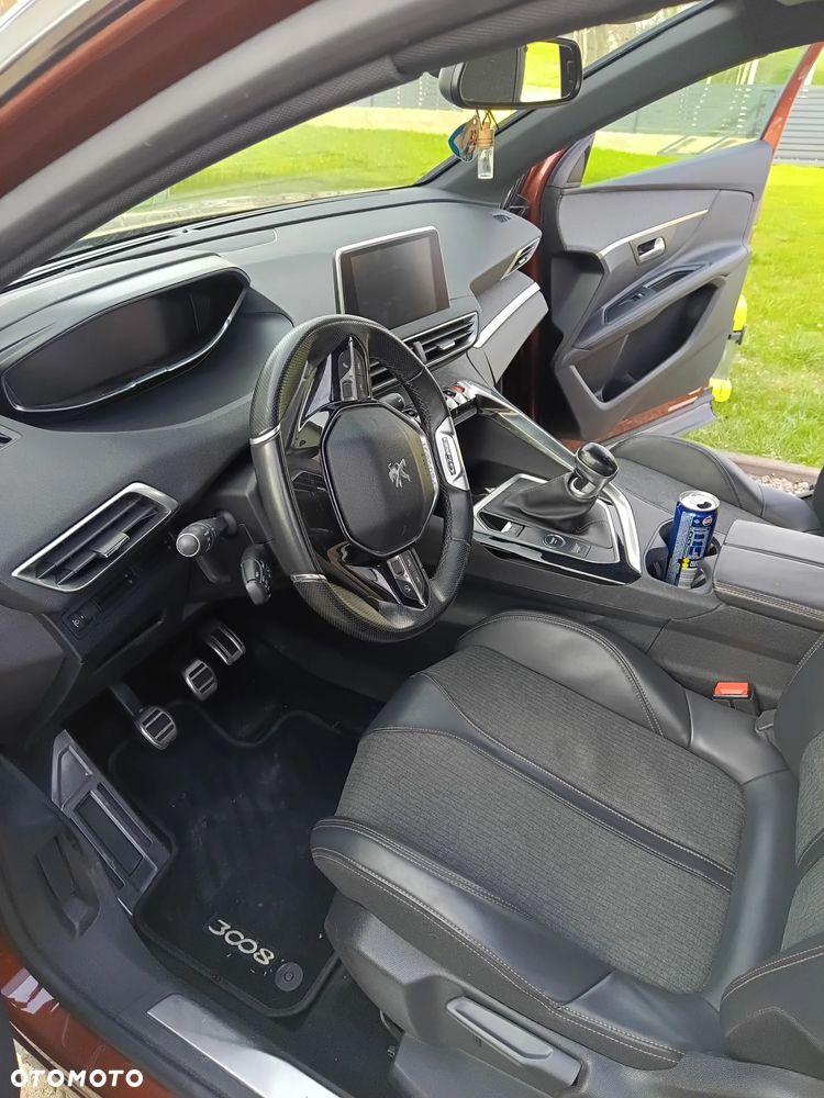 Peugeot 3008 PureTech 130 Stop & Start GPF Active - 14