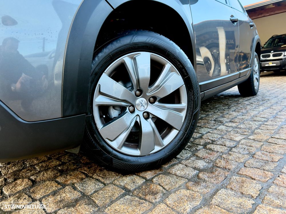 Peugeot 2008 1.5 BlueHDi Signature - 13