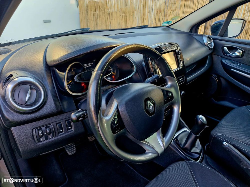 Renault Clio 1.5 dCi Dynamique S — fotografia 9