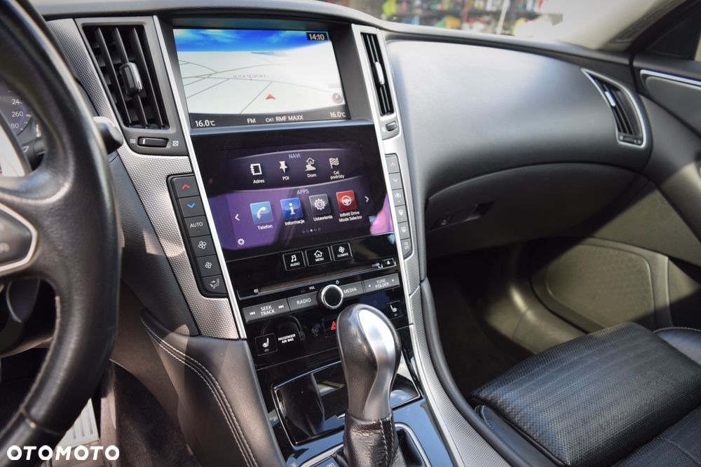 Infiniti Q50 2.0t Sport Sound Studio by Bose - 14