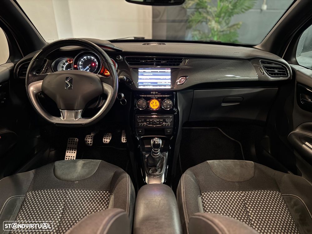 Citroën DS3 1.6 HDi Airdream Sport Chic - 26
