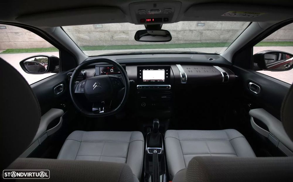 Citroën C4 Cactus 1.2 PureTech Shine EAT6 - 25