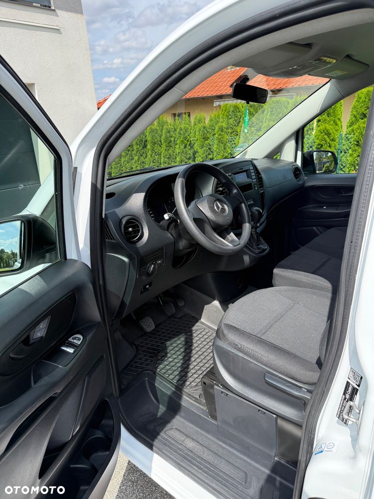Mercedes-Benz Vito - 10