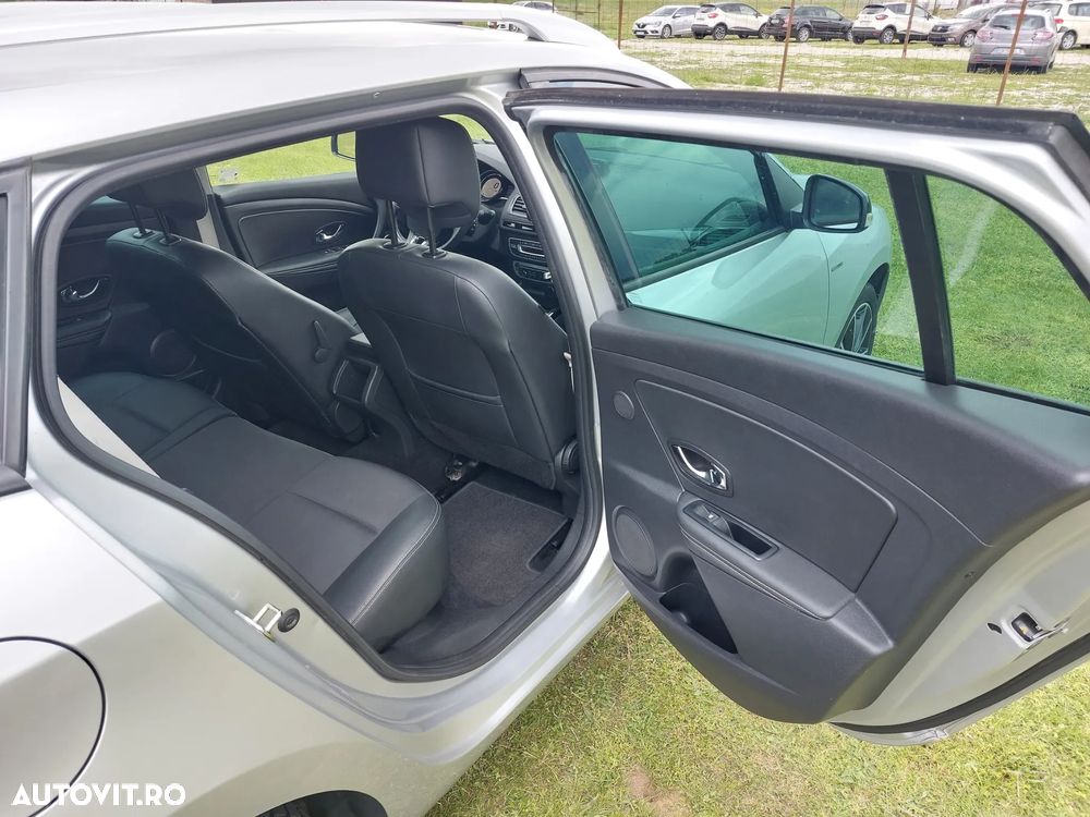 Renault Megane ENERGY dCi 110 Start & Stop Bose Edition - 9