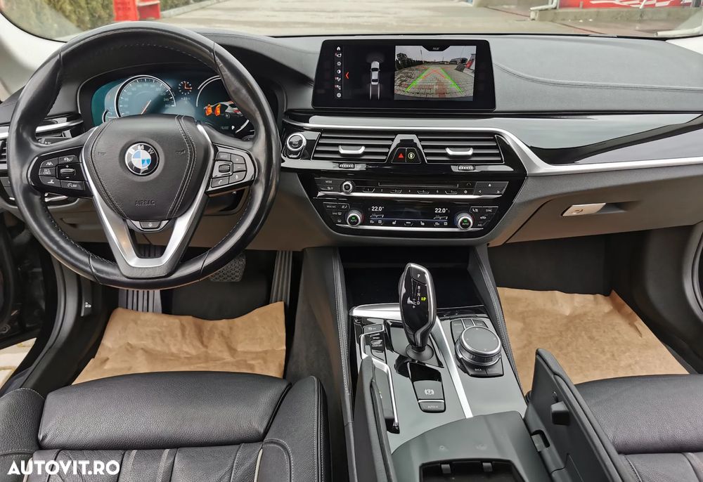 BMW Seria 5 520d xDrive Aut. Luxury Line - 3