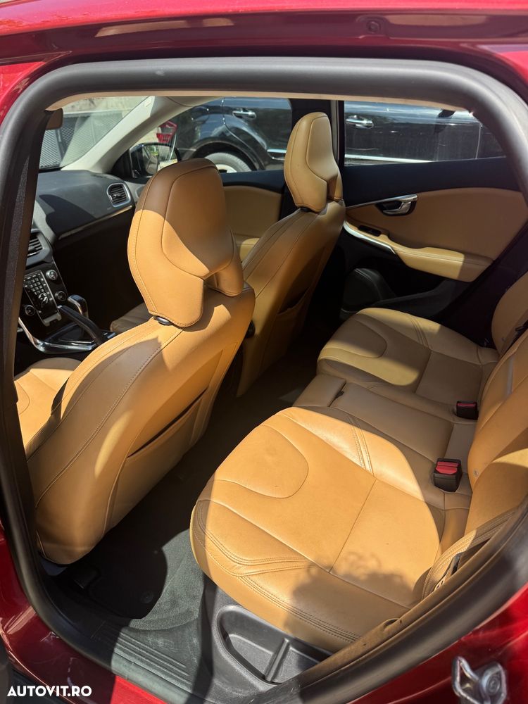 Volvo V40 D3 - 13