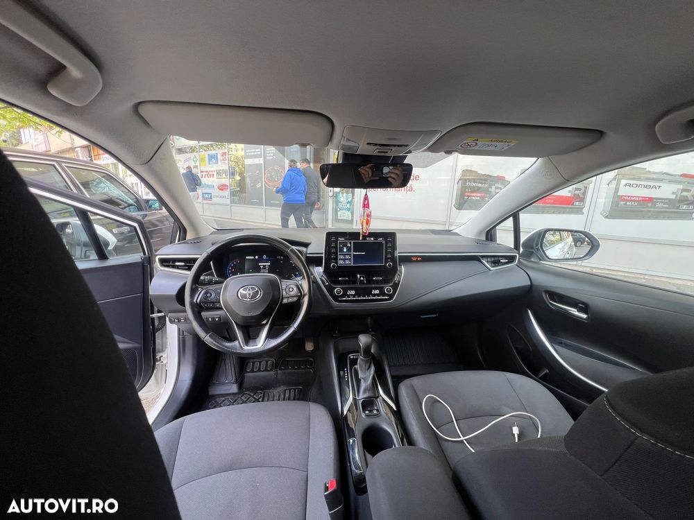 Toyota Corolla 1.8 HSD Dynamic - 12