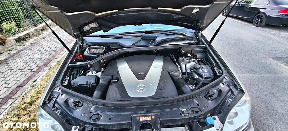 Mercedes-Benz ML - 8