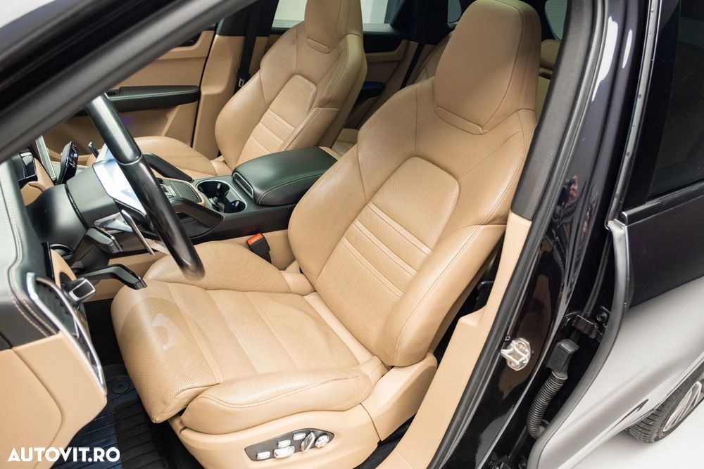 Porsche Cayenne S Tiptronic S - 26