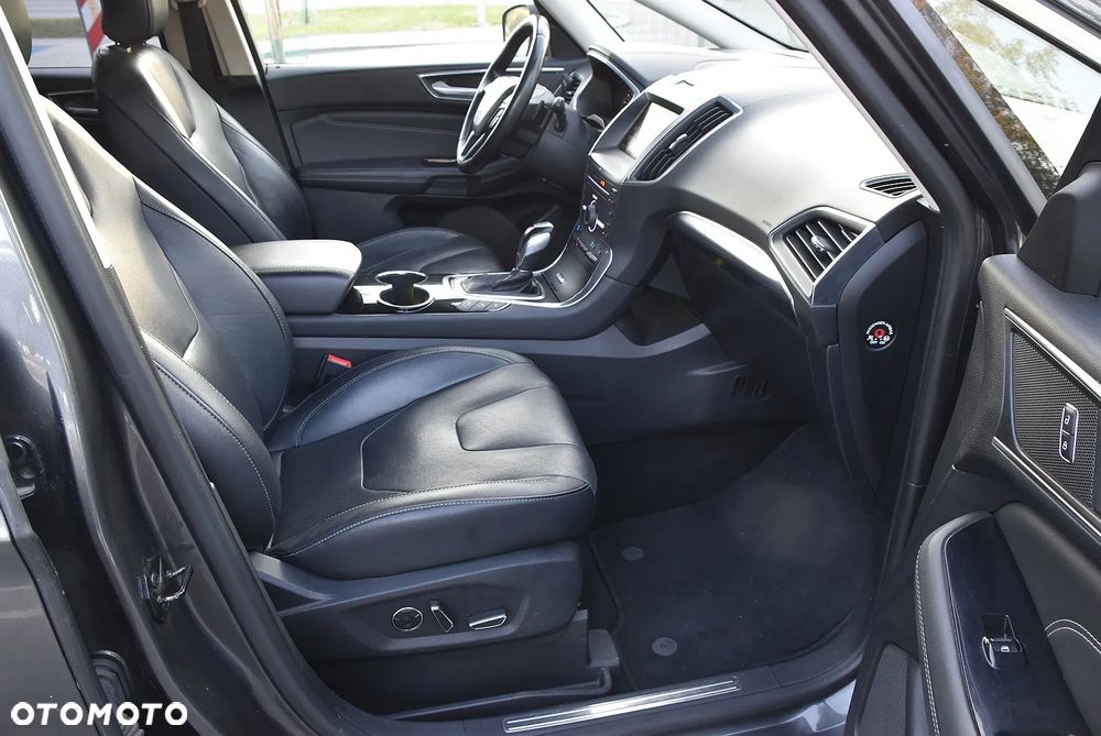 Ford S-Max 2.0 TDCi Titanium PowerShift - 38