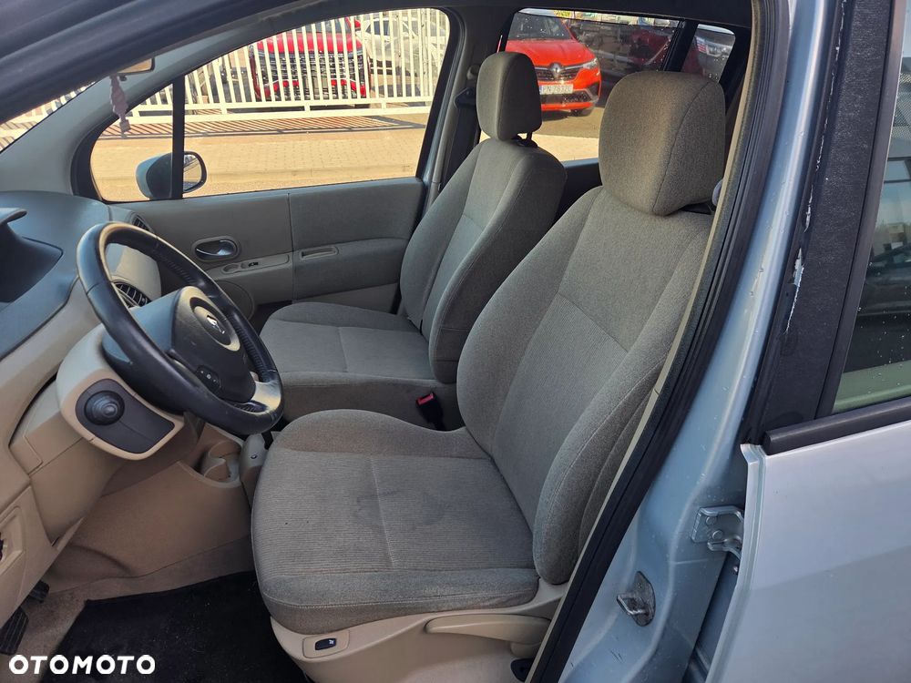 Renault Modus - 21