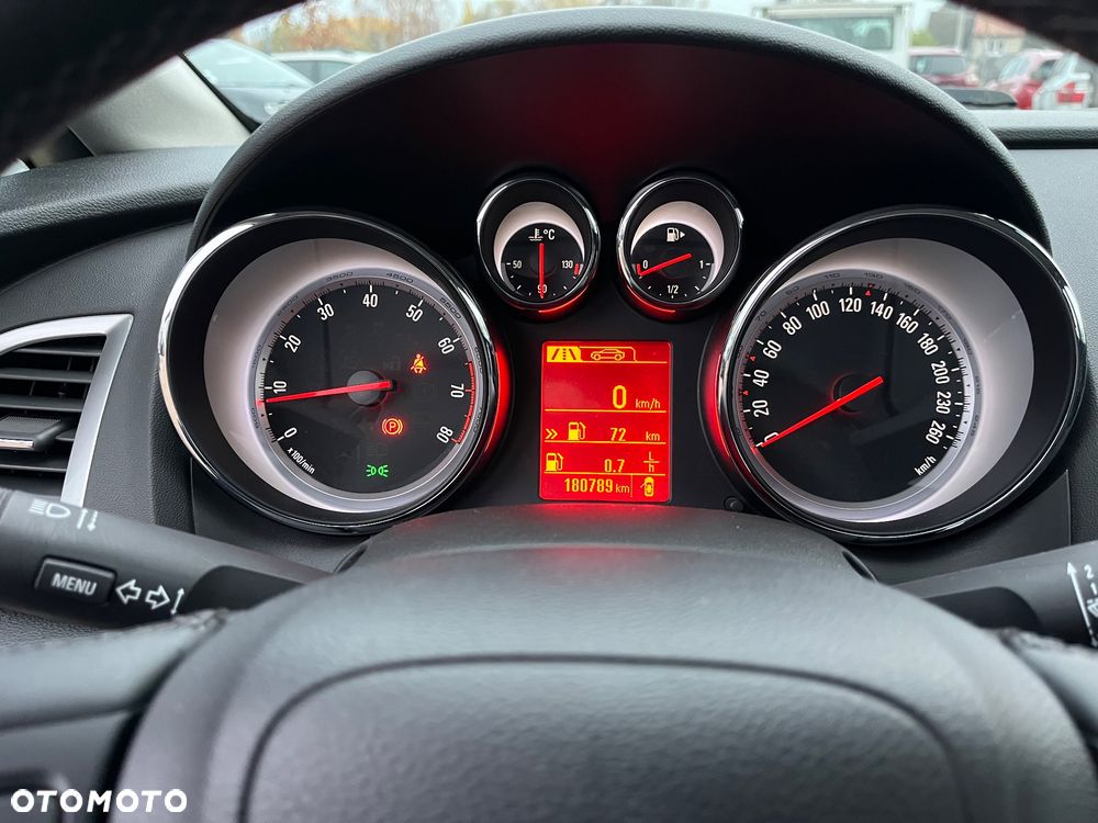 Opel Astra 1.4 Turbo Cosmo - 13