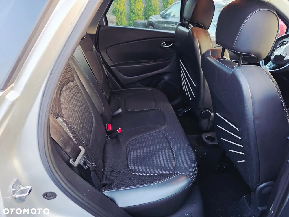 Renault Captur TCe 120 EDC Helly Hansen - 15