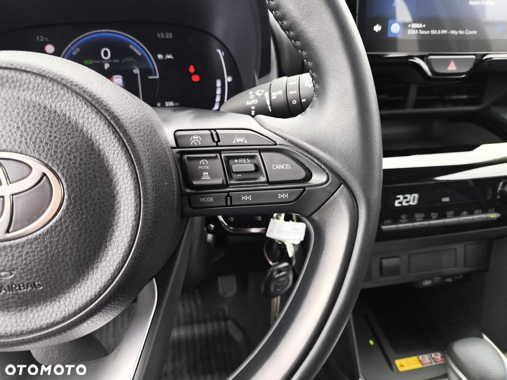 Toyota Yaris Cross Hybrid 1.5 Comfort - 16