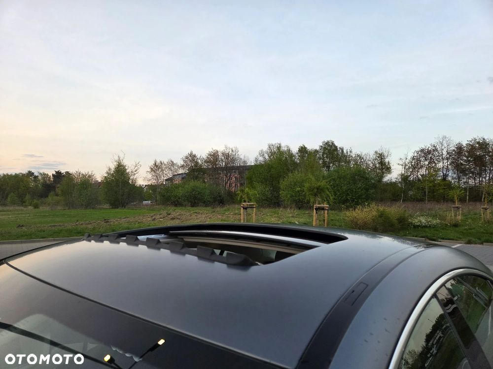 Mercedes-Benz CLS - 23