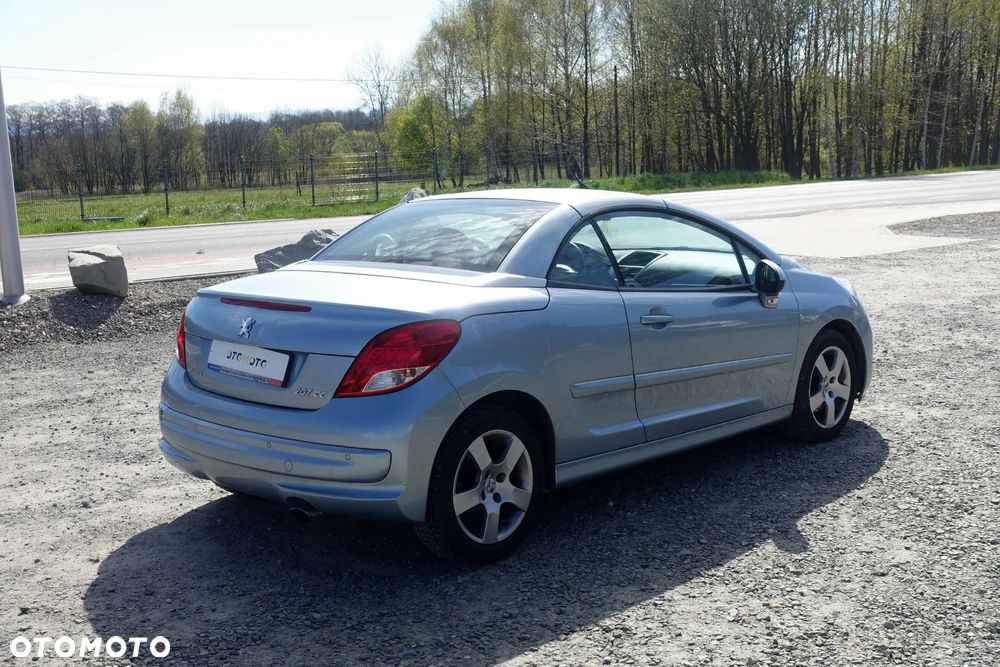 Peugeot 207 CC 120 VTi Active - 12