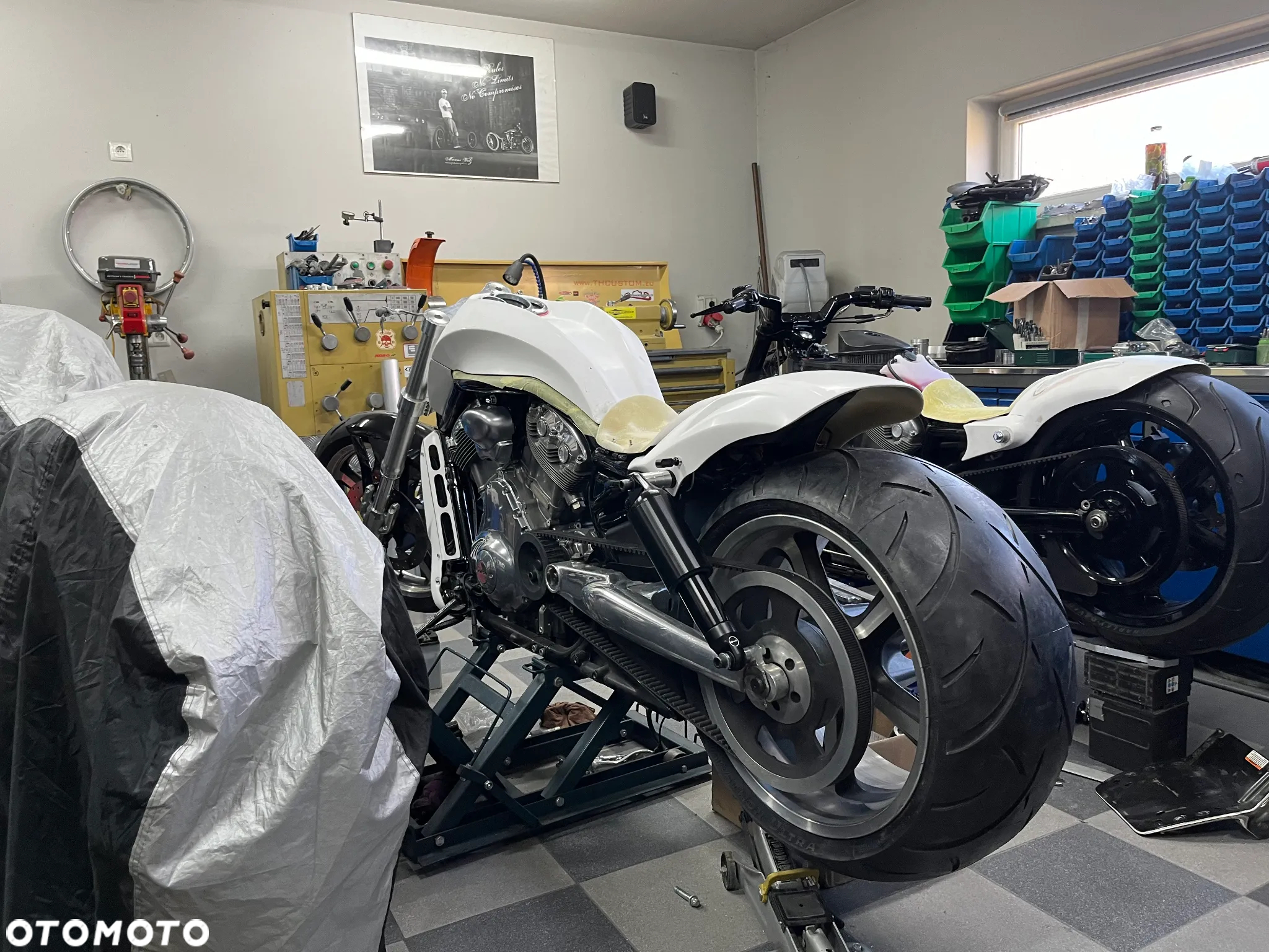 Harley-Davidson V-Rod Muscle - 26