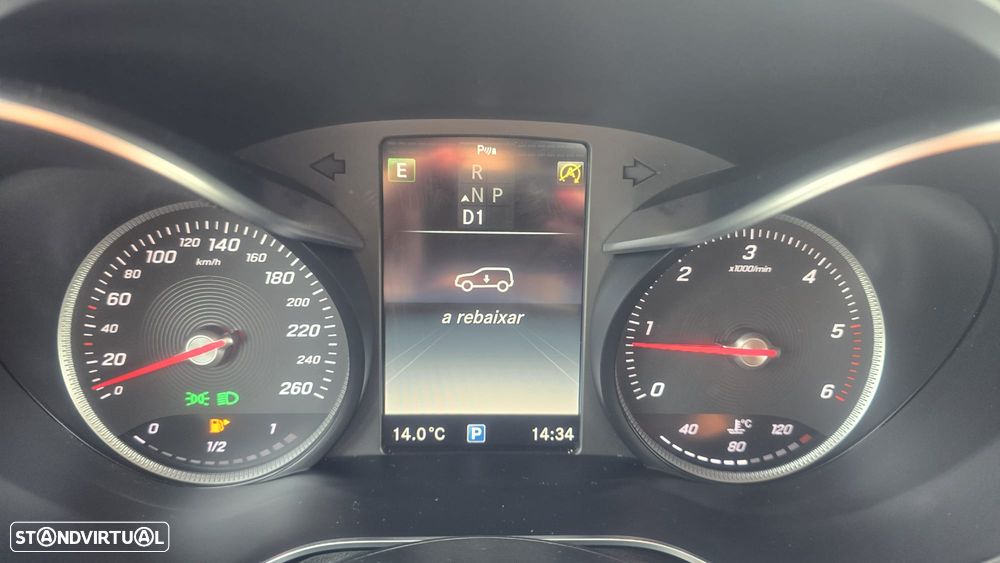 Mercedes-Benz GLC 220 - 12