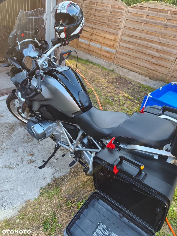 BMW R - 9