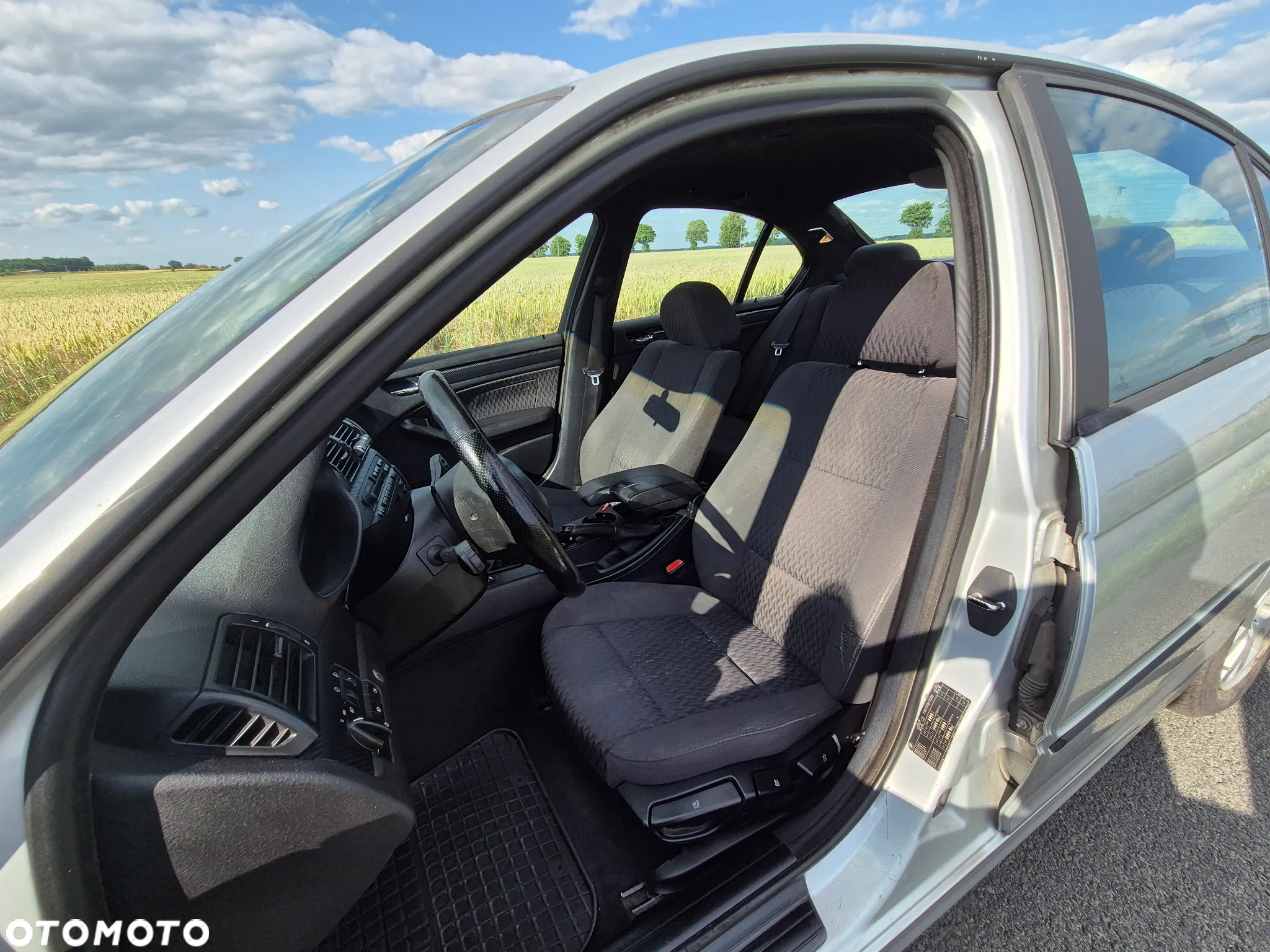 BMW Seria 3 316i - 11