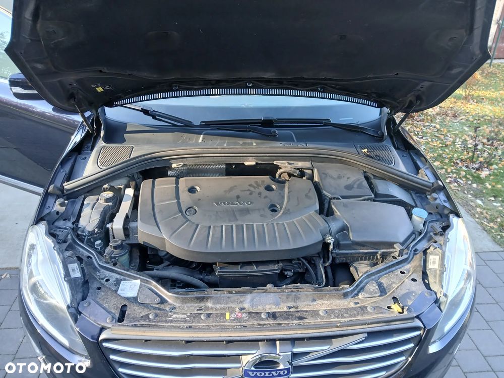 Volvo XC 60 - 6