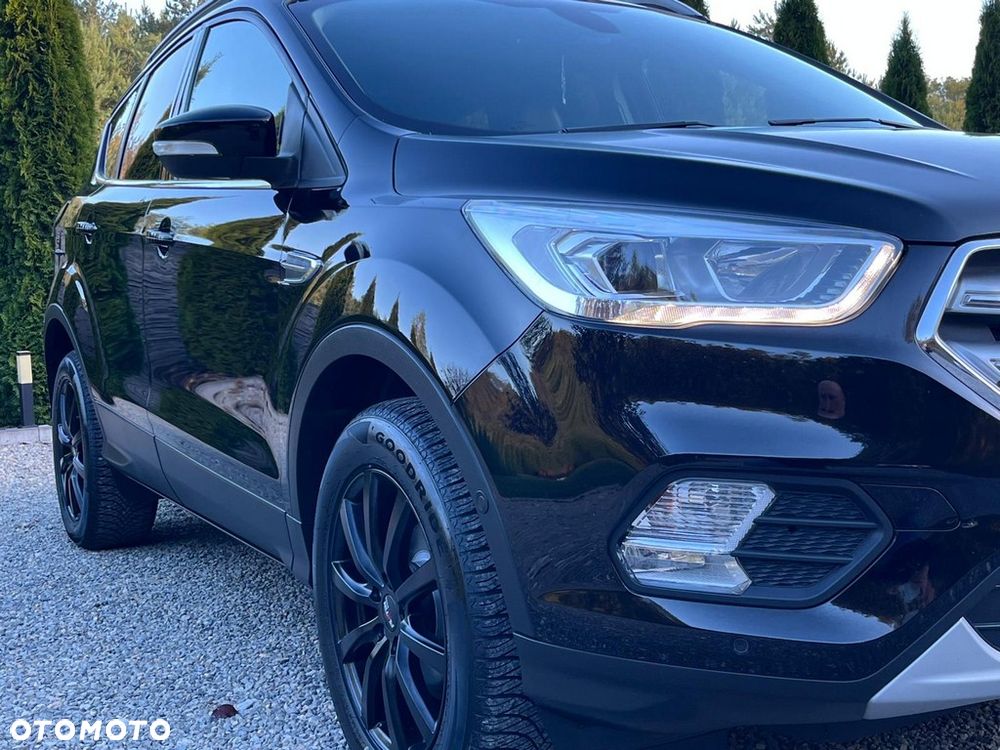 Ford Kuga 1.5 EcoBoost 2x4 Titanium - 13