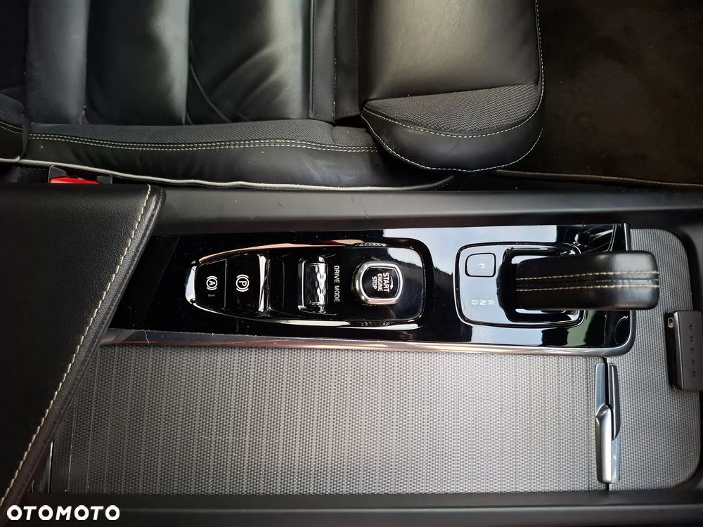 Volvo S60 B5 B AWD R-Design - 13