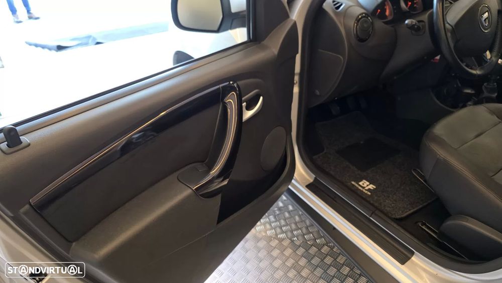 Dacia Duster 1.5 dCi Prestige - 28