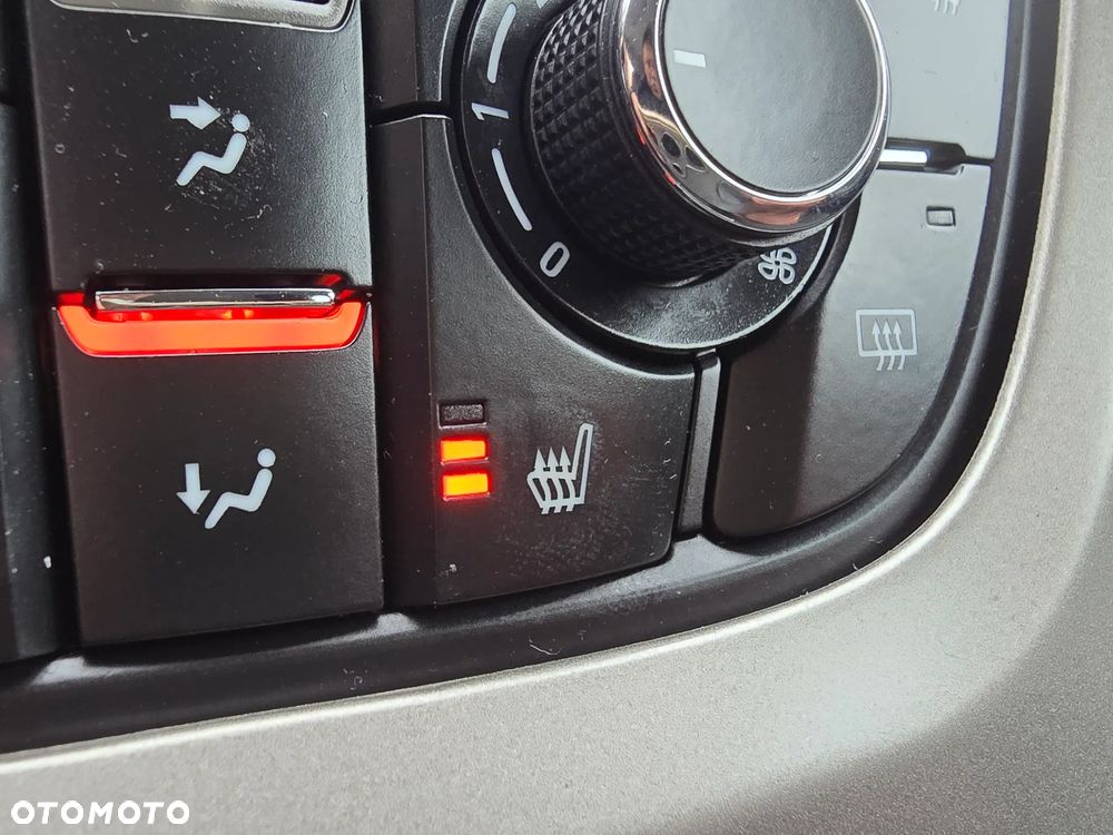 Opel Astra 1.4 Turbo - 32