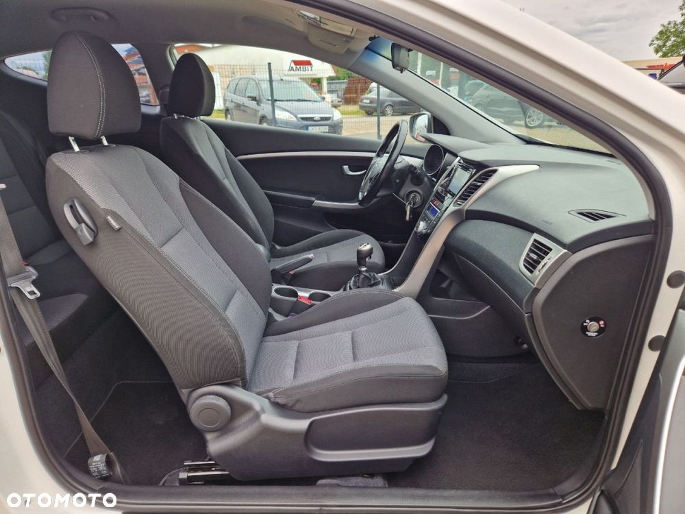Hyundai i30 1.6 GDI Style - 20