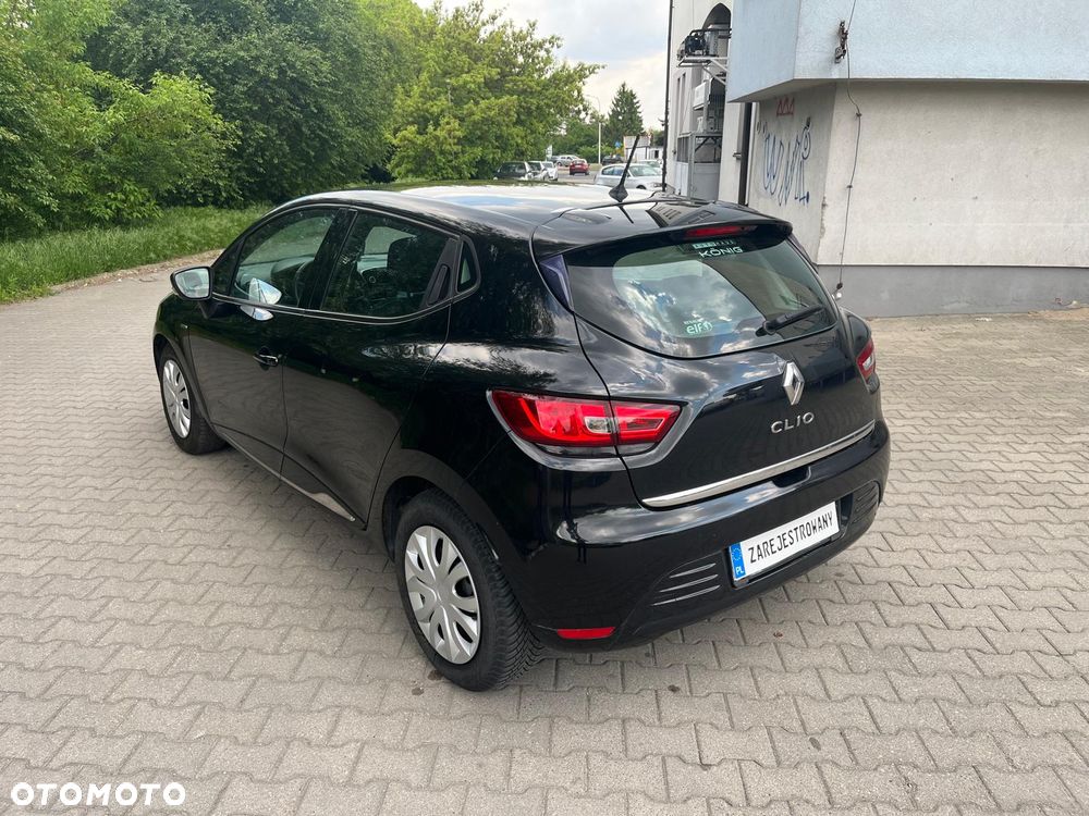 Renault Clio 1.2 16V 75 Collection - 4