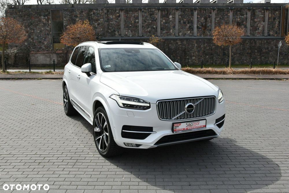Volvo XC 90 - 22