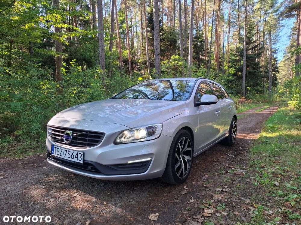 Volvo V60 D4 Drive-E Dynamic Edition (Kinetic) - 11