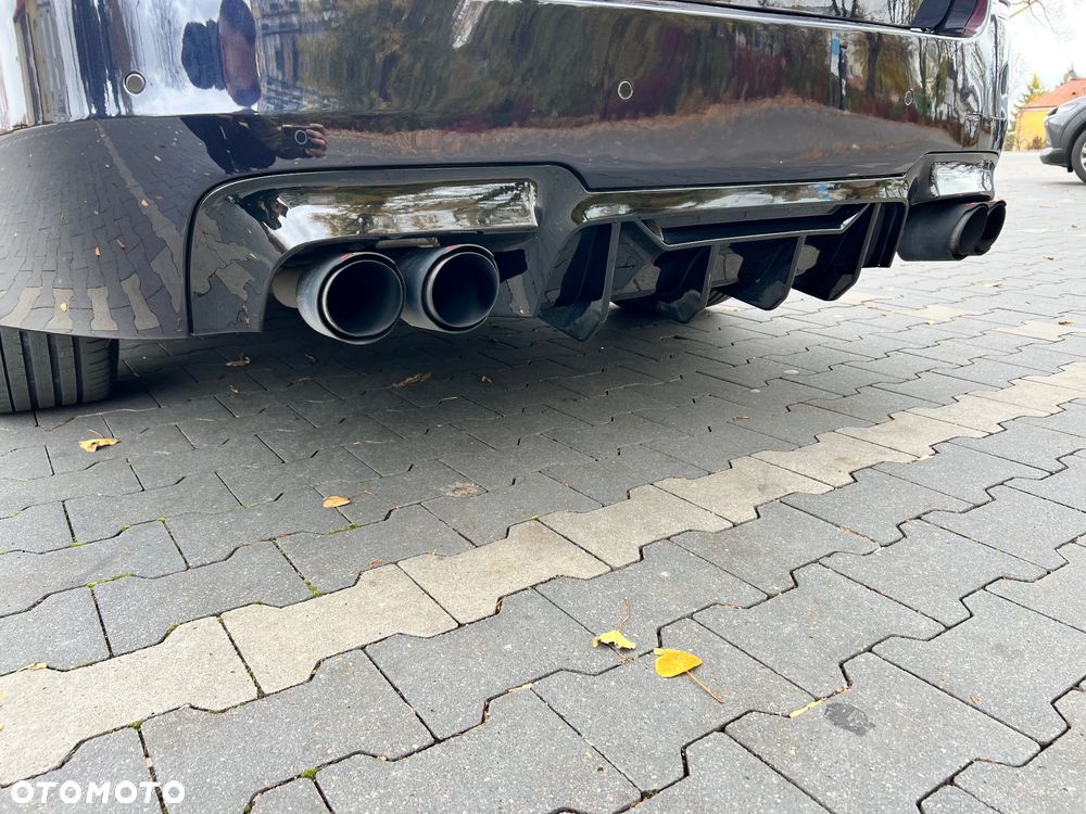 BMW Seria 5 535i xDrive - 14