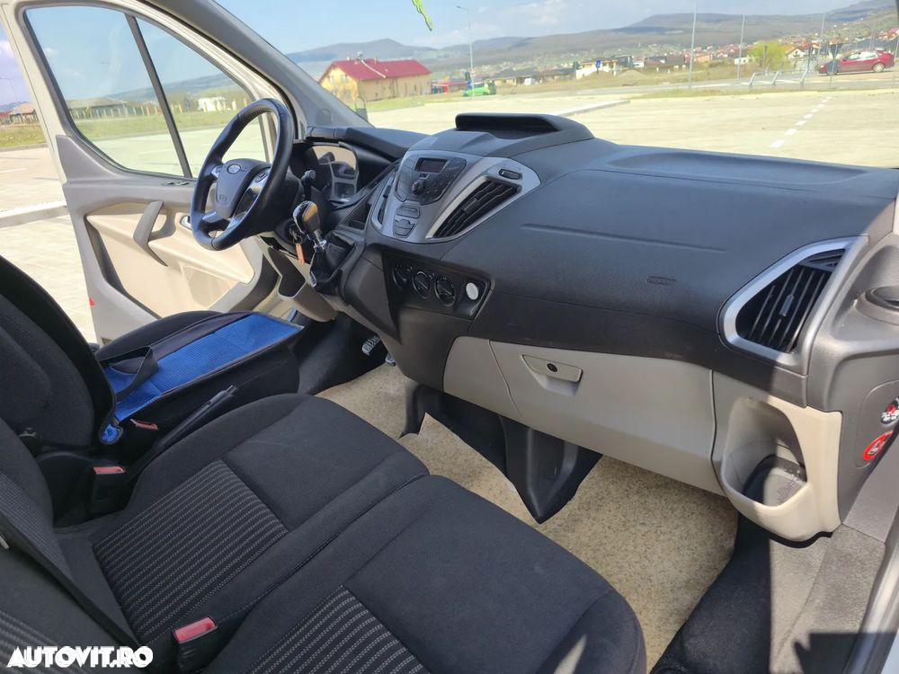 Ford Tourneo Custom 300 L1H1 VA Titanium - 18