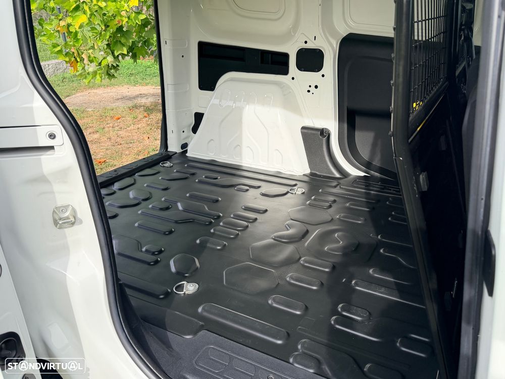Fiat Doblo c/IVA 3 lugares - 9