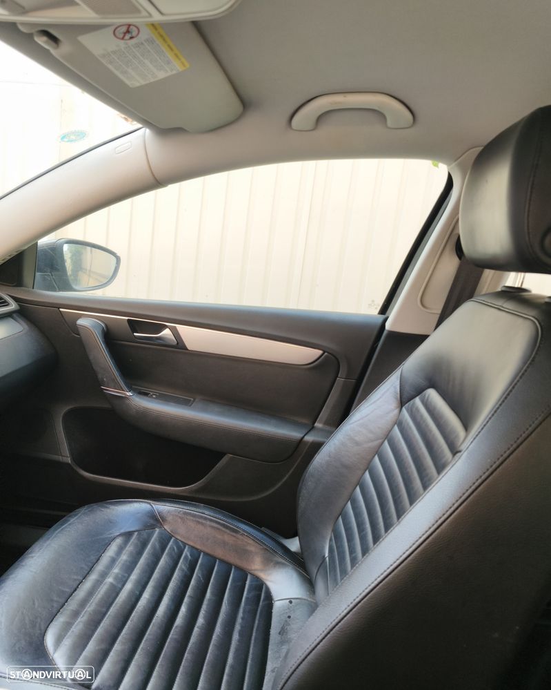 VW Passat - 22