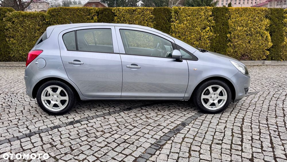 Opel Corsa - 16