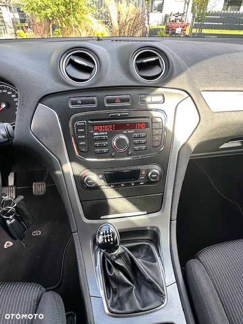 Ford Mondeo 1.6 T Titanium - 12