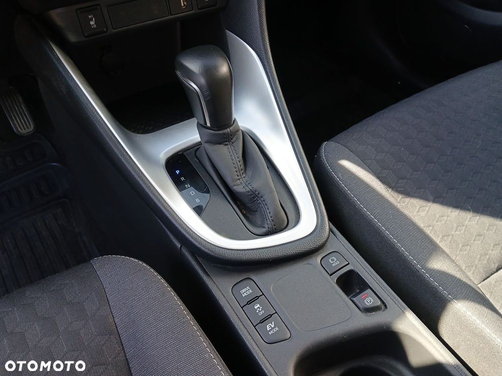 Toyota Yaris Hybrid 1.5 Comfort - 32