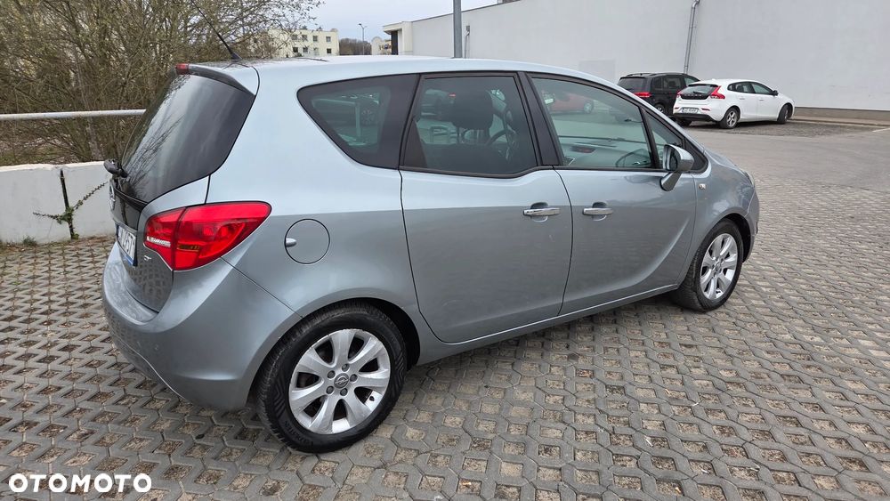 Opel Meriva 1.4 T Cosmo - 4