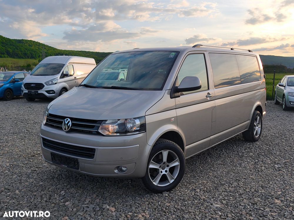 Volkswagen Caravelle - 1