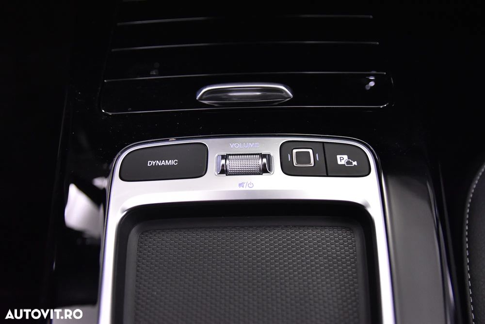 Mercedes-Benz CLA 250 e 8G-DCT - 20