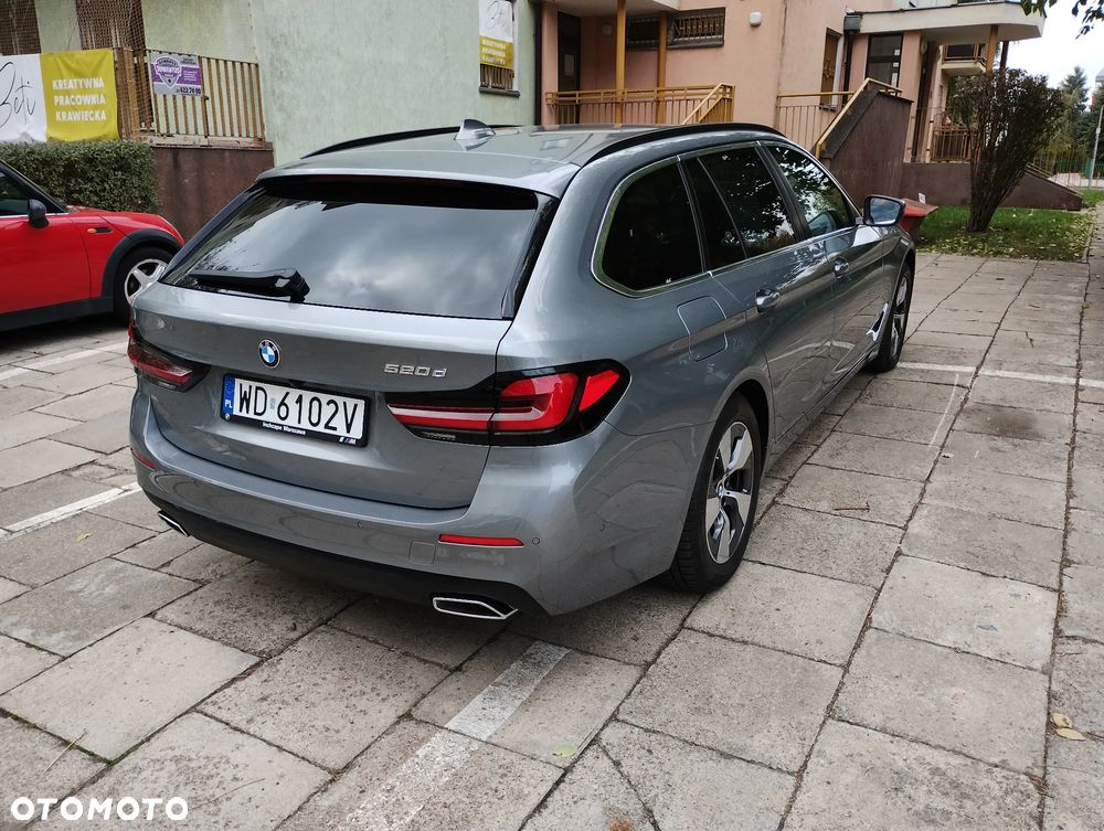 BMW Seria 5 520d Touring Luxury Line - 33