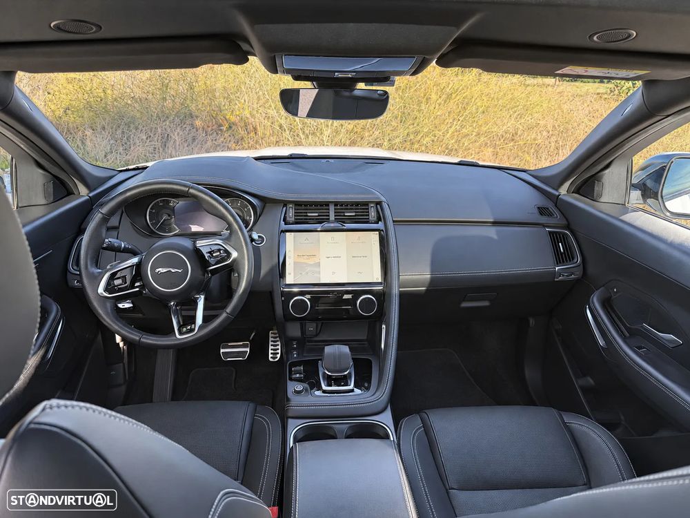 Jaguar E-Pace - 18