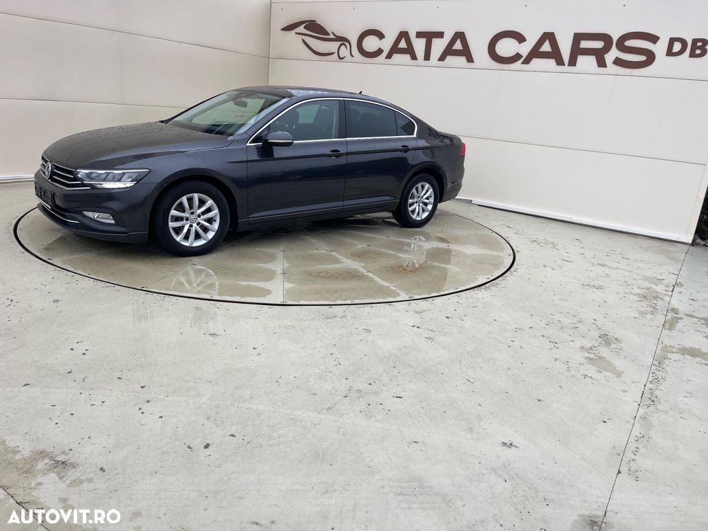 Volkswagen Passat - 5