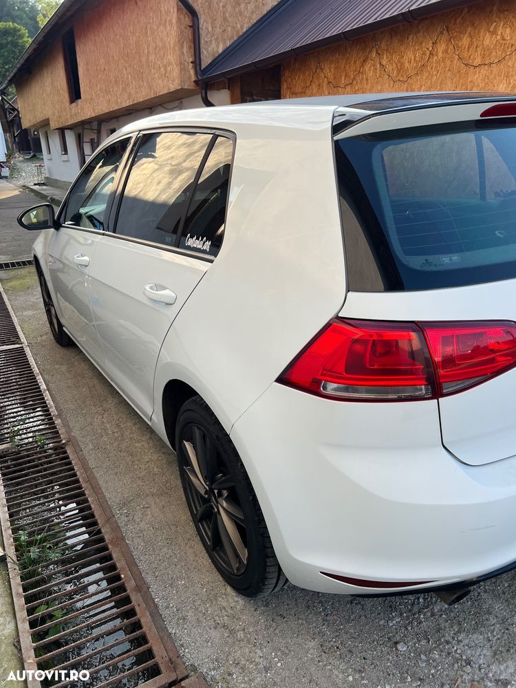 Volkswagen Golf 1.6 TDI DPF Comfortline - 5
