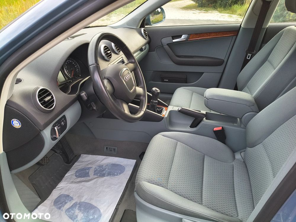 Audi A3 Sportback 1.4 TFSI S line Sportpaket (plus) - 25