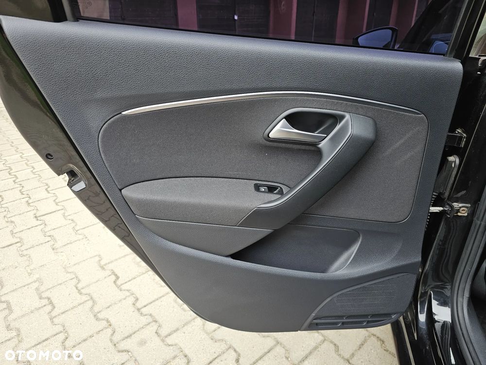 Volkswagen Polo 1.2 TSI (Blue Motion Technology) Comfortline - 20