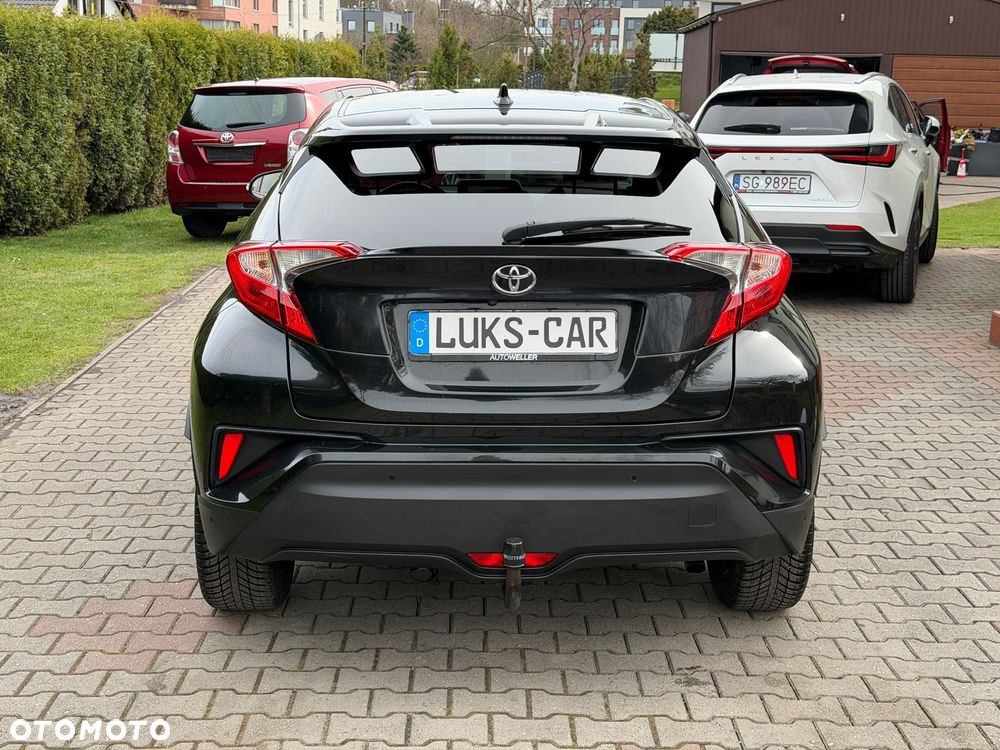 Toyota C-HR 1.2 Turbo Team Deutschland - 4